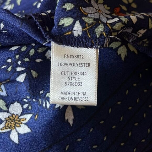 Max Studio Floral Top Wide Sleeve Oversized Size Medium - Picture 7 of 7